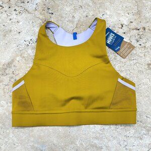 Brooks Moves With Me Sports Bra Run-Ready Compression Pockets 32A/B Golden NWT